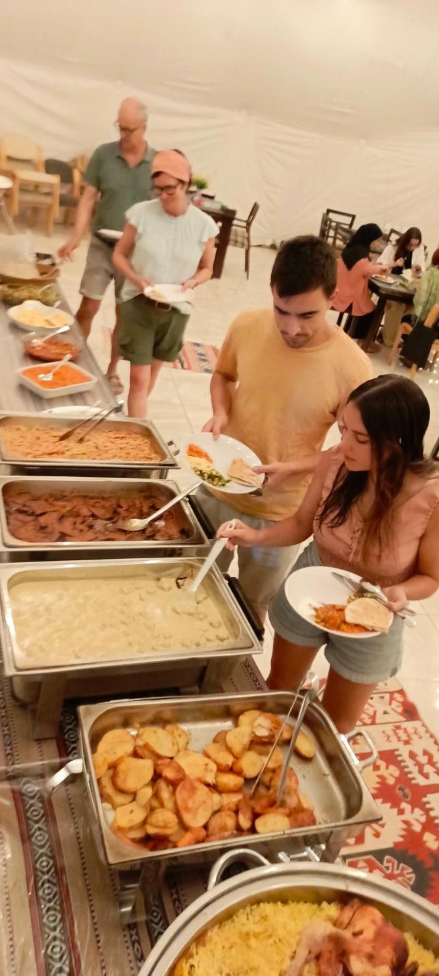 Titanic Camp Bed & Breakfast Ram Vadisi Dış mekan fotoğraf